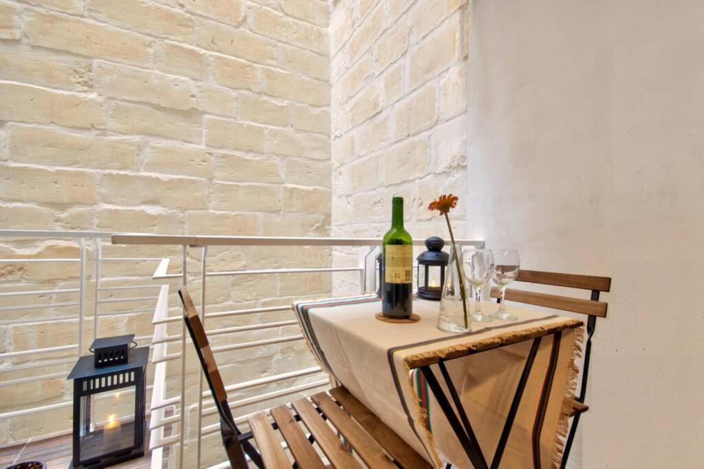 Valletta Art House - Retro Bordello المظهر الخارجي الصورة