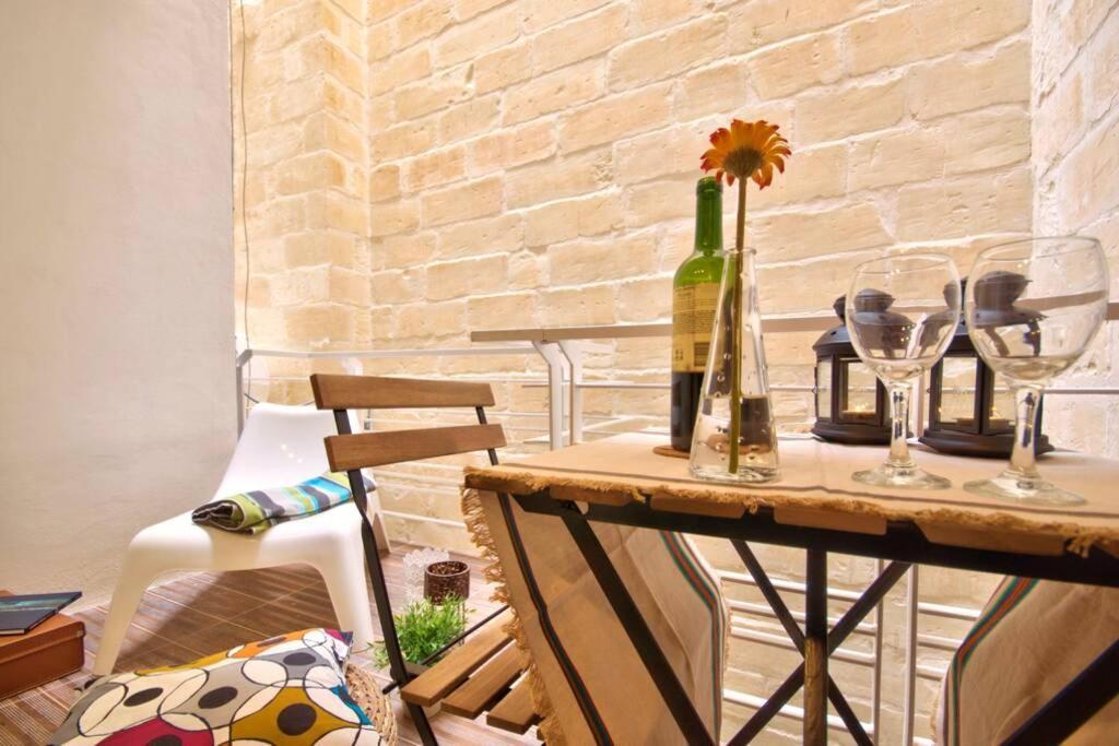 Valletta Art House - Retro Bordello المظهر الخارجي الصورة